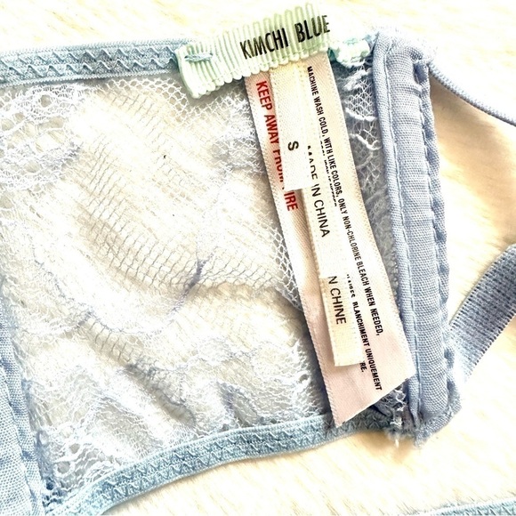 Kimchi Blue Urban Outfitters Light Blue Lace Bandeau Size S - Picture 6 of 10